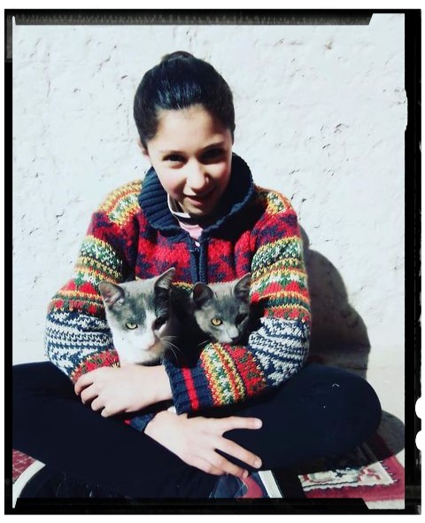 Noelia Umpierrez - niña con gatitos
